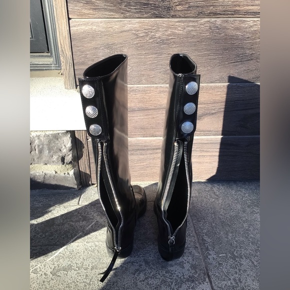 Zara women’s knee high flat boots. Size 36 (US 6) - Picture 3 of 4